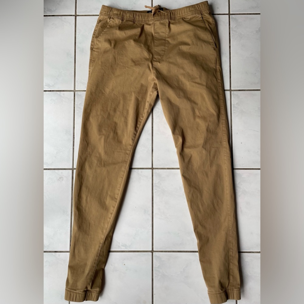 Hollister Chinos